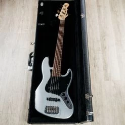 G&L USA JB-5 5-String Bass, Silver Metallic, Rosewood Board, Matching Headstock -Musical Instrument Shop 20200507 dsc09059