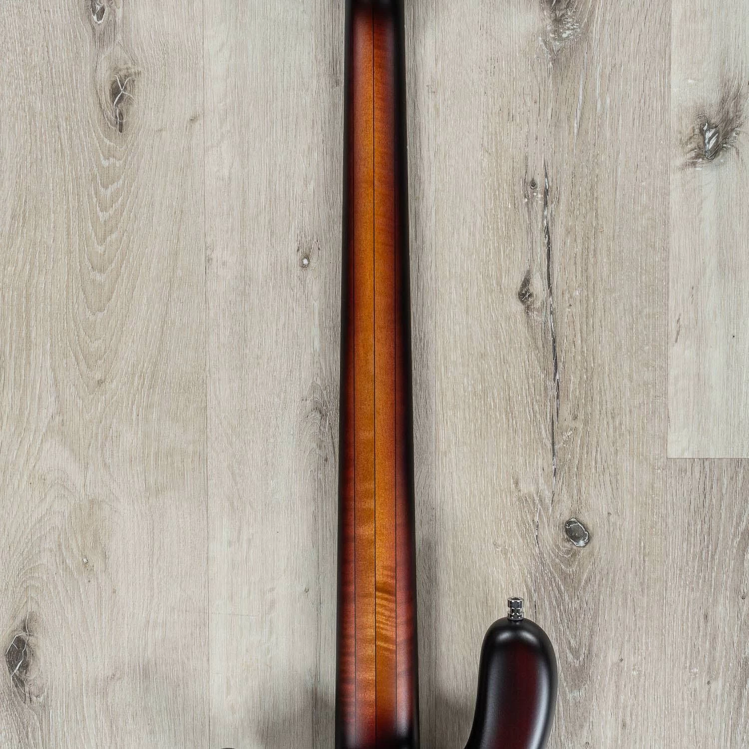 Warwick Teambuilt Pro Series Streamer Stage I Bass, 5-String, Vintage Sunburst High Polish 7 Warwick Teambuilt Pro Series Streamer Stage I Bass, 5-String, Vintage Sunburst High Polish - Image 5