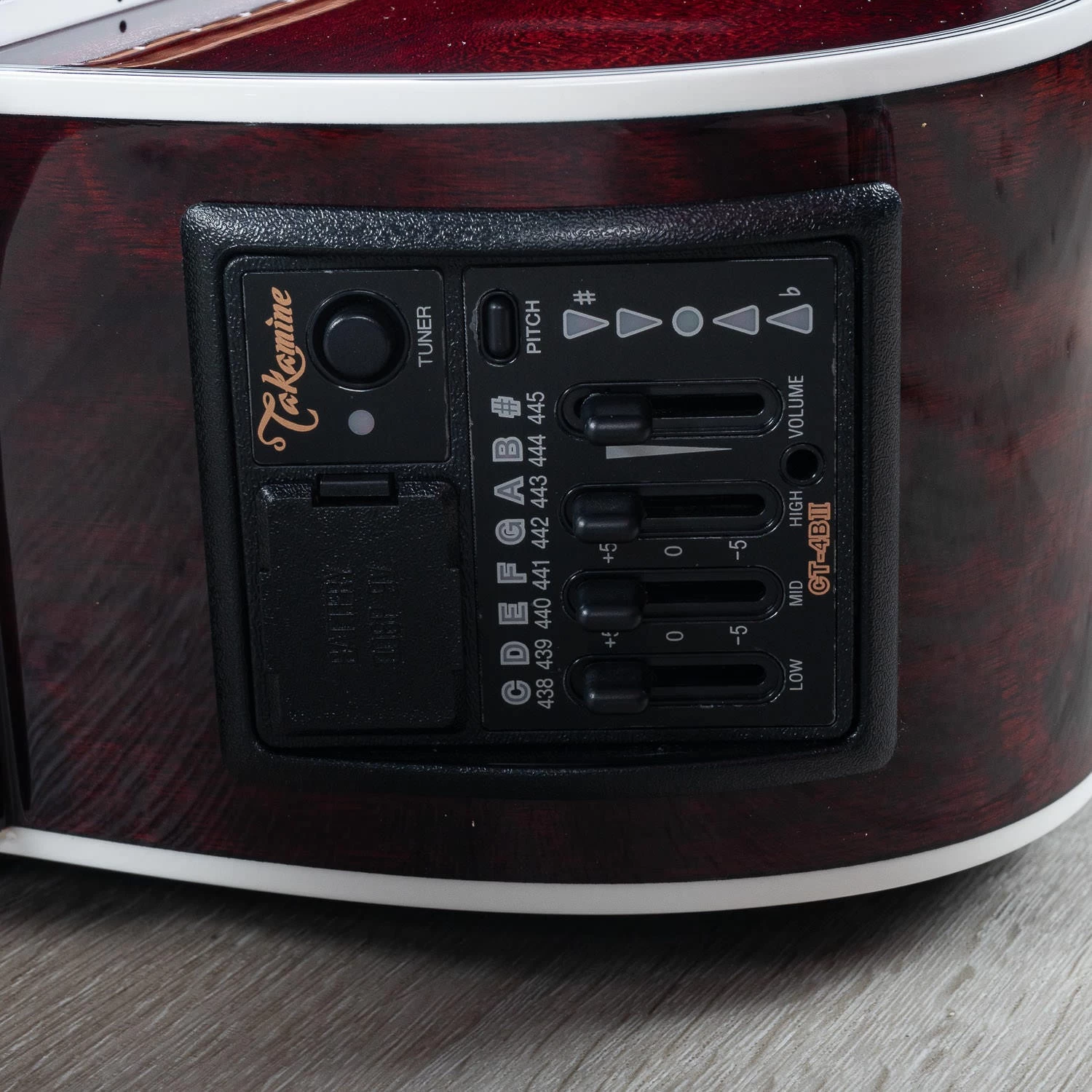 Takamine Pro Series JJ325SRC-12 John Jorgenson 12-String Dreadnought Acoustic-Electric, Gloss Red 11 Takamine Pro Series JJ325SRC-12 John Jorgenson 12-String Dreadnought Acoustic-Electric, Gloss Red - Image 9