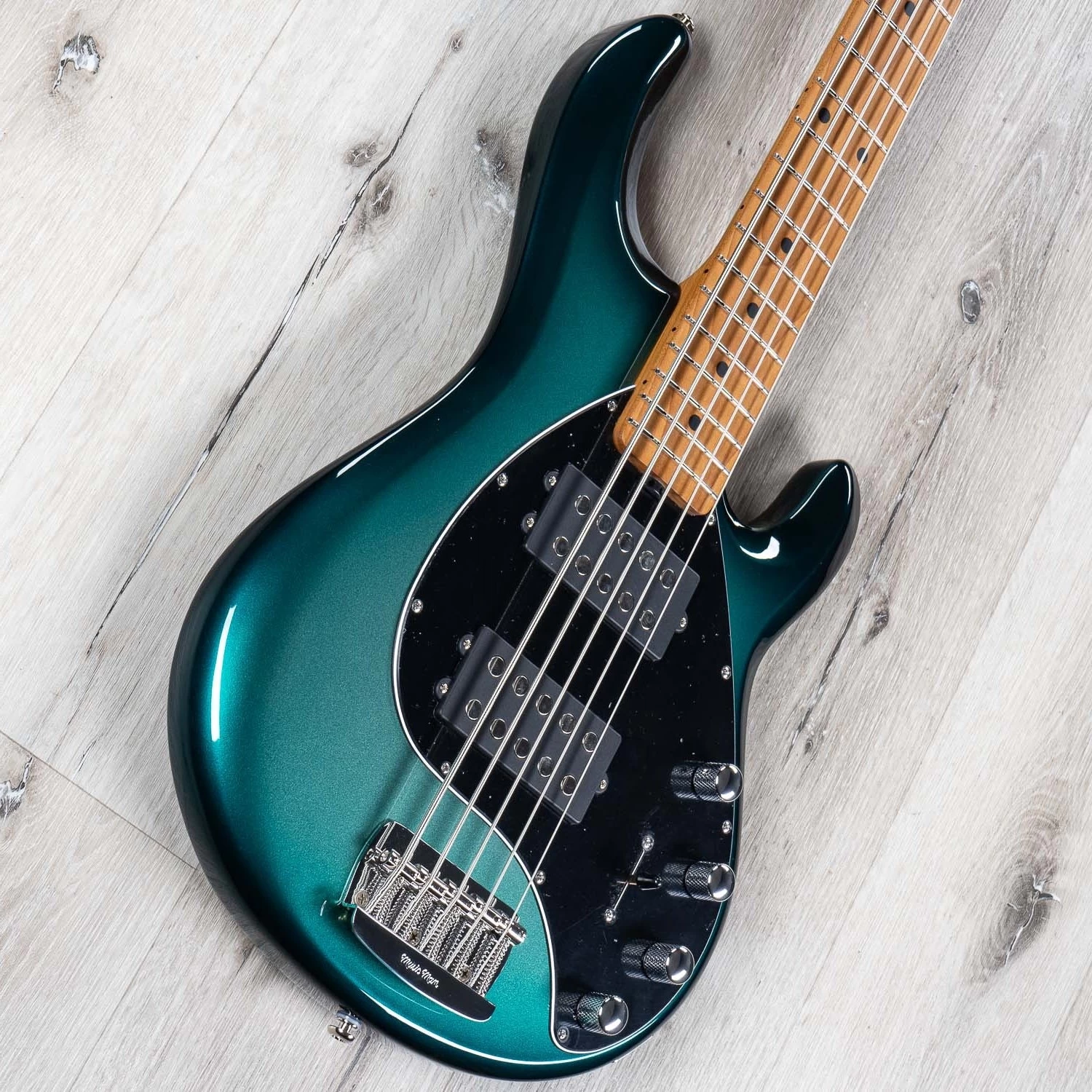 Ernie Ball Music Man StingRay 5 Special 5-String Bass, Maple Fretboard, Frost Green Pearl 4 Ernie Ball Music Man StingRay 5 Special 5-String Bass, Maple Fretboard, Frost Green Pearl - Image 2