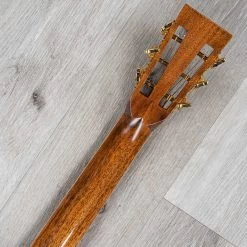 Martin Custom Shop 00-28 Inspired Parlor Acoustic Guitar, Figured Walnut And Red Cedar 23 Martin Custom Shop 00-28 Inspired Parlor Acoustic Guitar, Figured Walnut And Red Cedar -Musical Instrument Shop 20210908 dsc01968