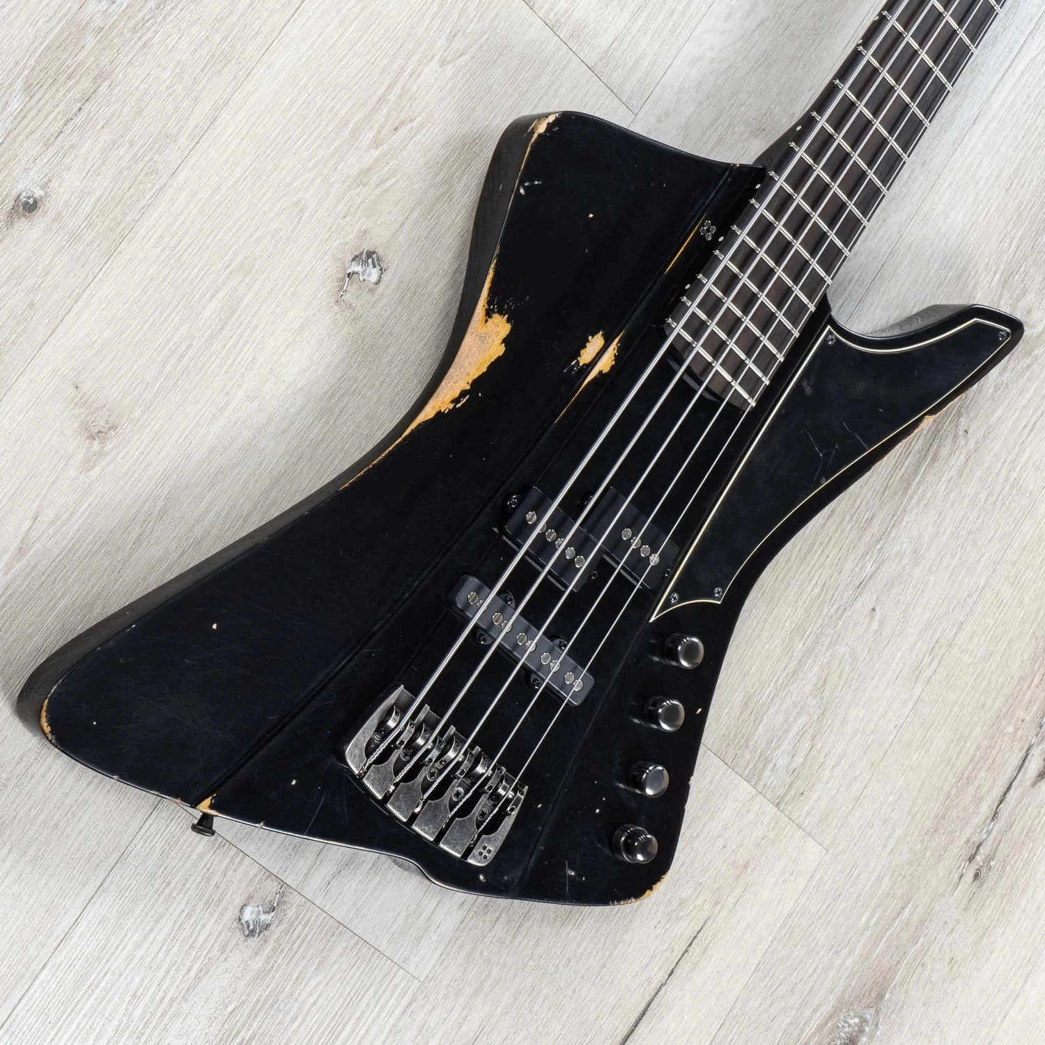 Sandberg Forty Eight Victor Brandt 5 Signature Bass, 5-String, Hardcore Aged Black 4 Sandberg Forty Eight Victor Brandt 5 Signature Bass, 5-String, Hardcore Aged Black - Image 2