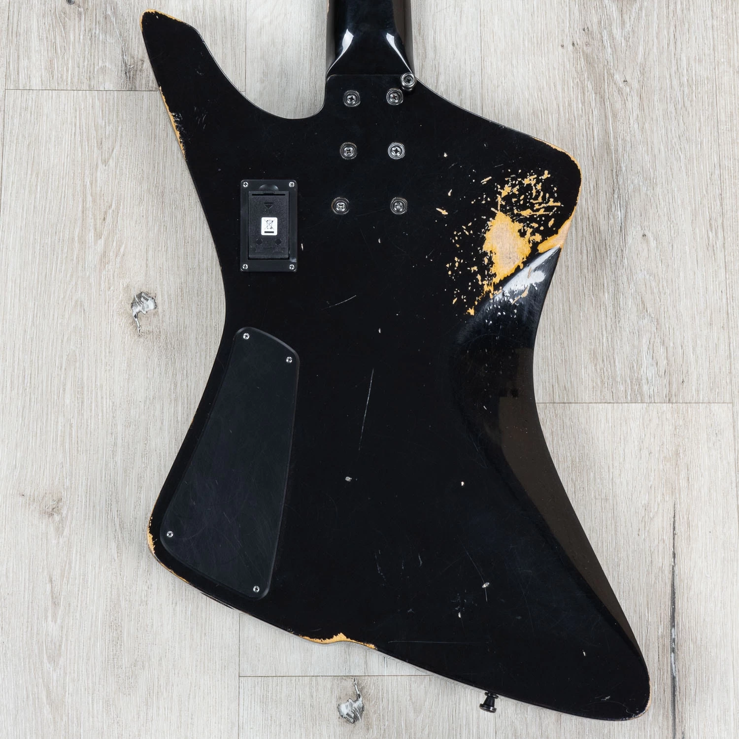 Sandberg Forty Eight Victor Brandt 5 Signature Bass, 5-String, Hardcore Aged Black 9 Sandberg Forty Eight Victor Brandt 5 Signature Bass, 5-String, Hardcore Aged Black - Image 7