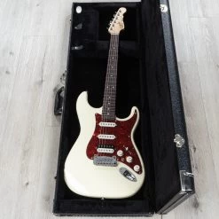 G&L USA Legacy HSS Guitar, Vintage White -Musical Instrument Shop 20220927 dsc07425