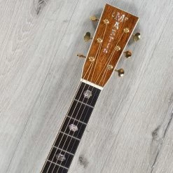 Martin Custom Shop Grand Performance Venetian Cutaway Acoustic-Electric Guitar, Guatemalan Rosewood, Toasted Burst 22 Martin Custom Shop Grand Performance Venetian Cutaway Acoustic-Electric Guitar, Guatemalan Rosewood, Toasted Burst -Musical Instrument Shop 20221208 dsc03581