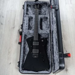 Aluminati Orion Guitar, 3x3 Headstock, Lollar Novel 90 P90s, Black Lucite -Musical Instrument Shop 20221227 dsc04911