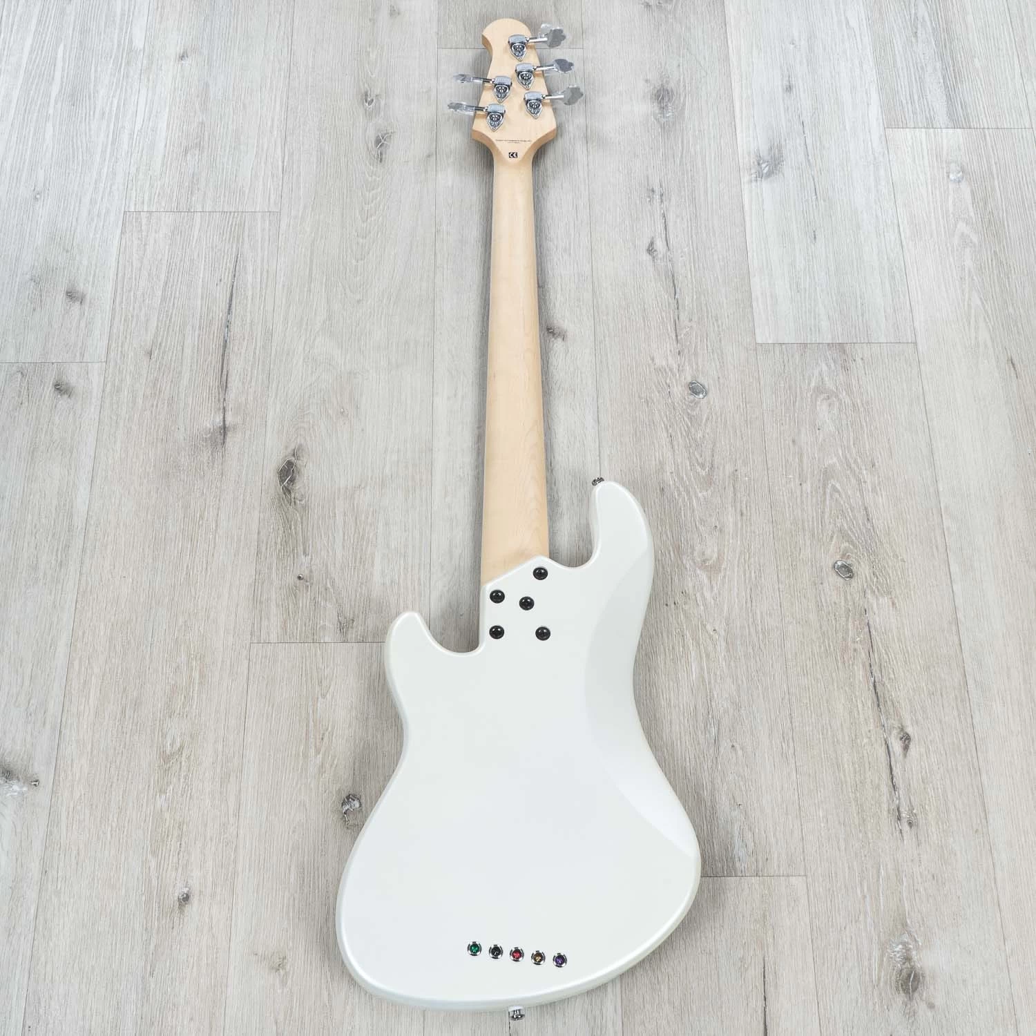 Lakland Skyline Darryl Jones DJ-5 5-String Bass, Maple Fretboard, White Pearl 8 Lakland Skyline Darryl Jones DJ-5 5-String Bass, Maple Fretboard, White Pearl - Image 6