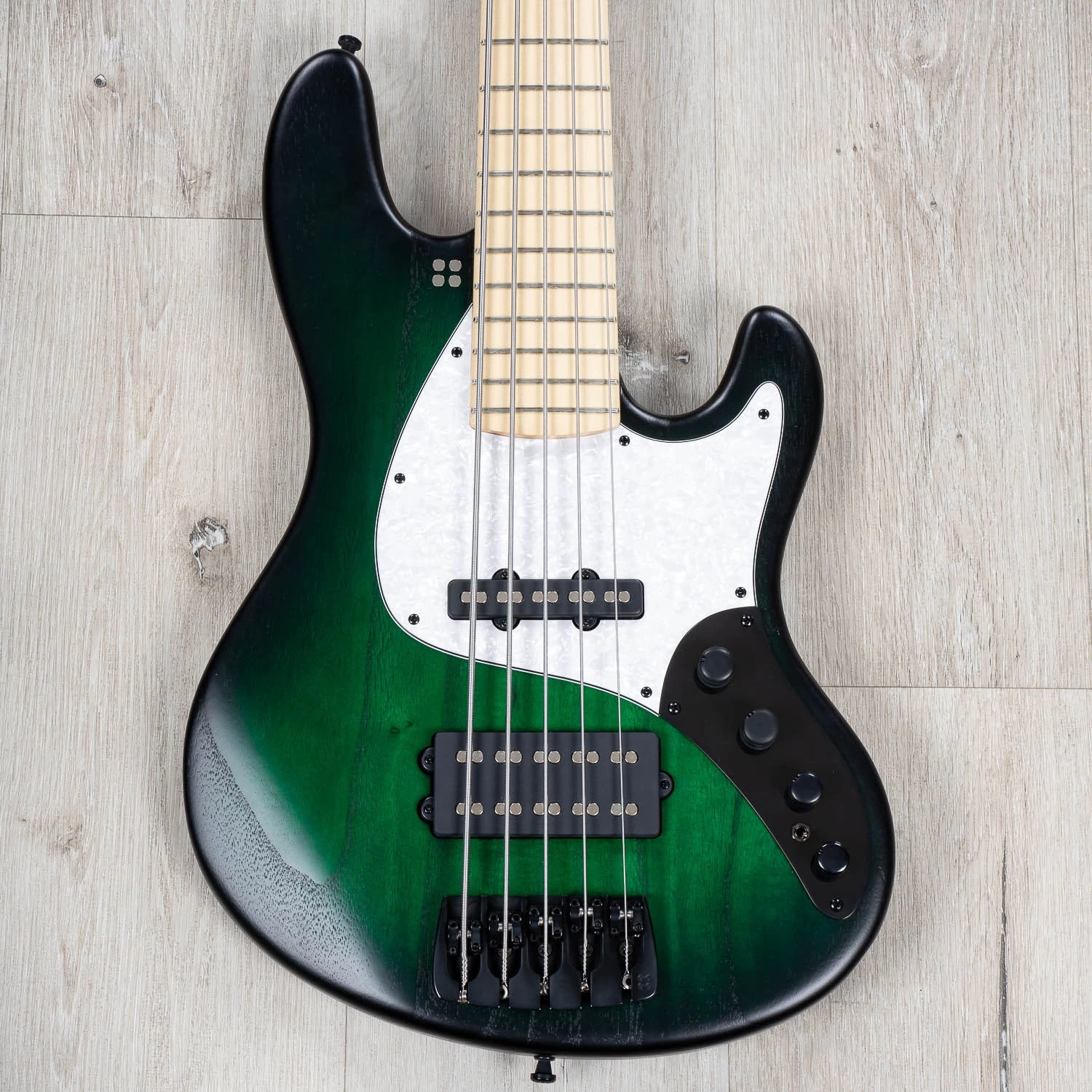 Sandberg California TM-5 Super Light 5-String Bass, Greenburst 3 Sandberg California TM-5 Super Light 5-String Bass, Greenburst