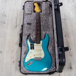 Fender American Professional II Stratocaster Left-Handed Guitar, Rosewood Fretboard, Miami Blue 22 Fender American Professional II Stratocaster Left-Handed Guitar, Rosewood Fretboard, Miami Blue -Musical Instrument Shop 20230109 dsc06611 1