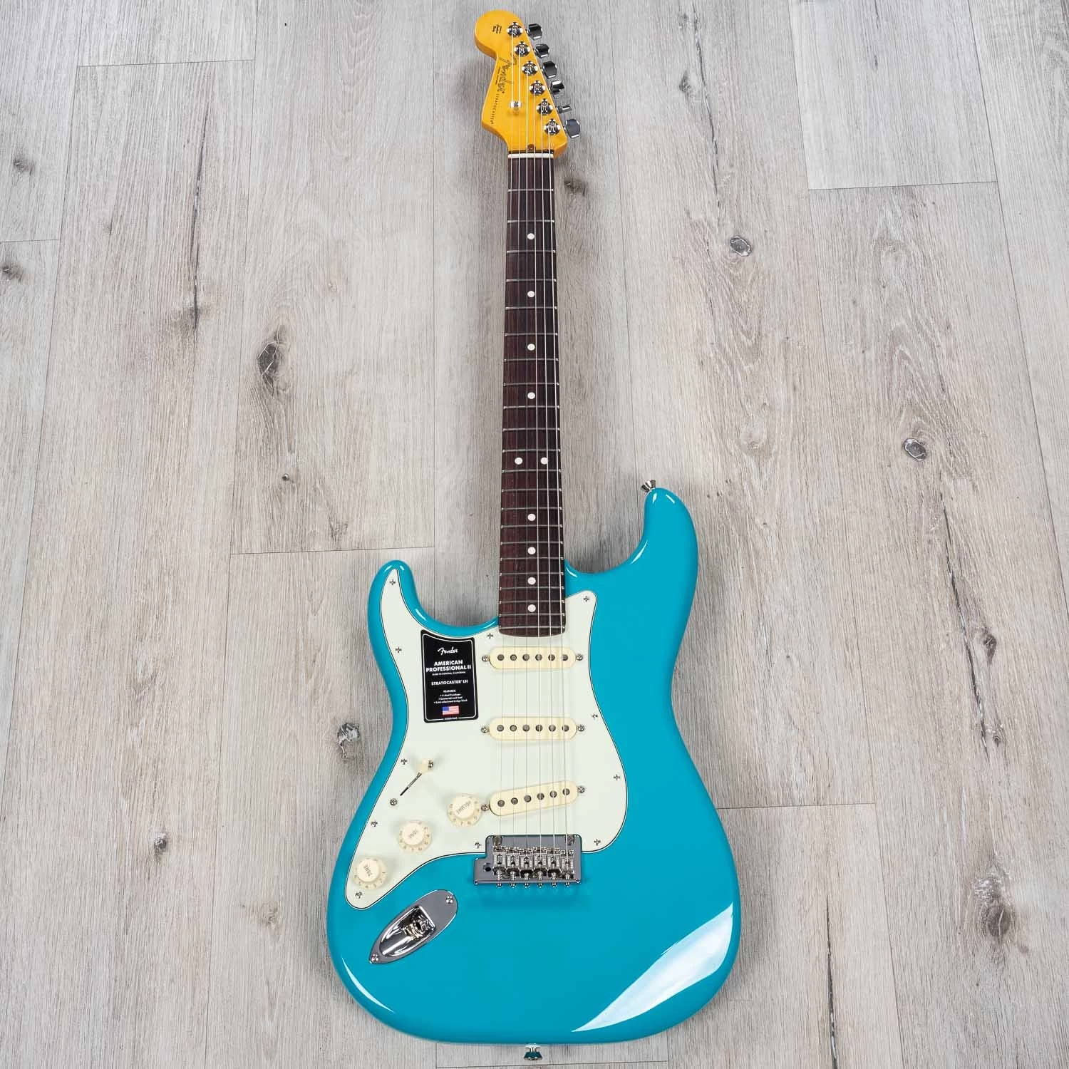 Fender American Professional II Stratocaster Left-Handed Guitar, Rosewood Fretboard, Miami Blue 5 Fender American Professional II Stratocaster Left-Handed Guitar, Rosewood Fretboard, Miami Blue - Image 3