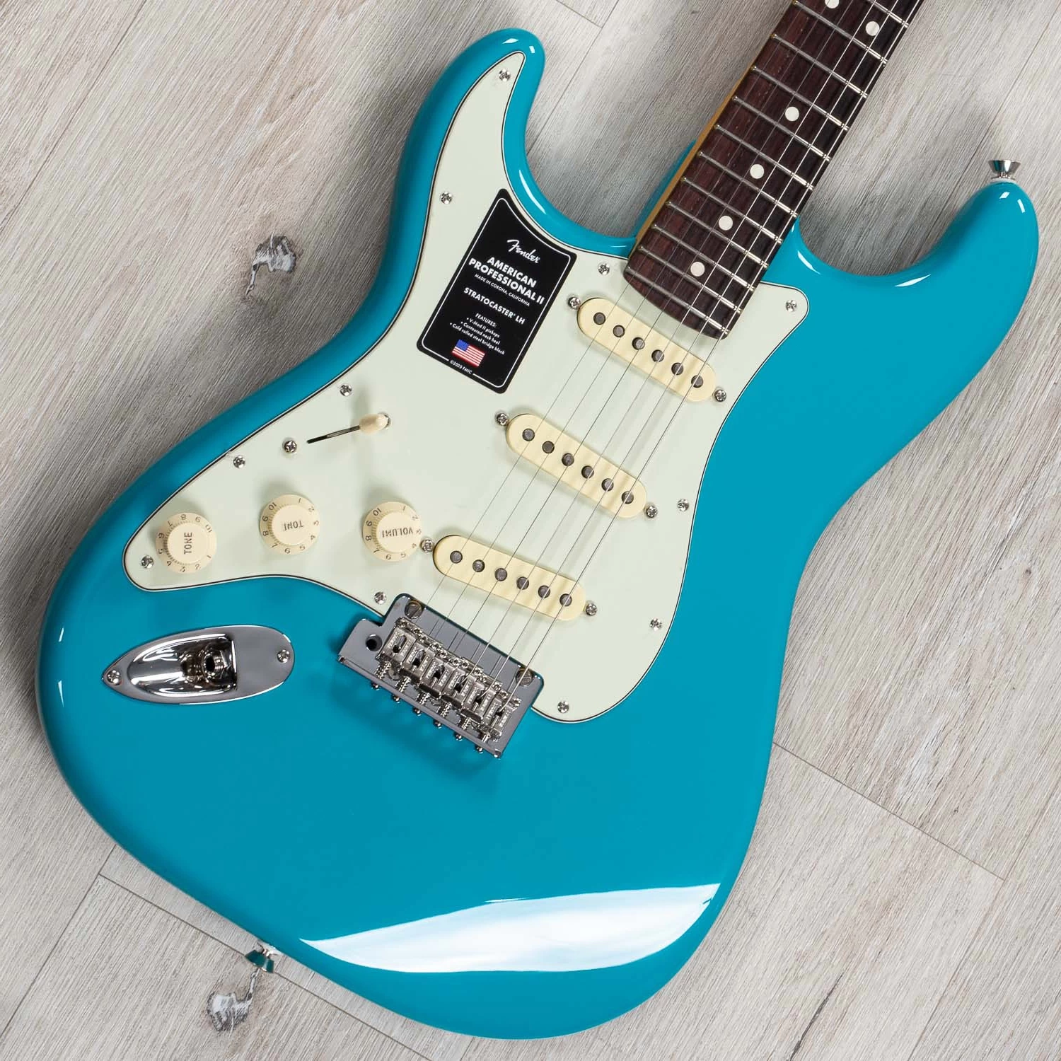 Fender American Professional II Stratocaster Left-Handed Guitar, Rosewood Fretboard, Miami Blue 4 Fender American Professional II Stratocaster Left-Handed Guitar, Rosewood Fretboard, Miami Blue - Image 2
