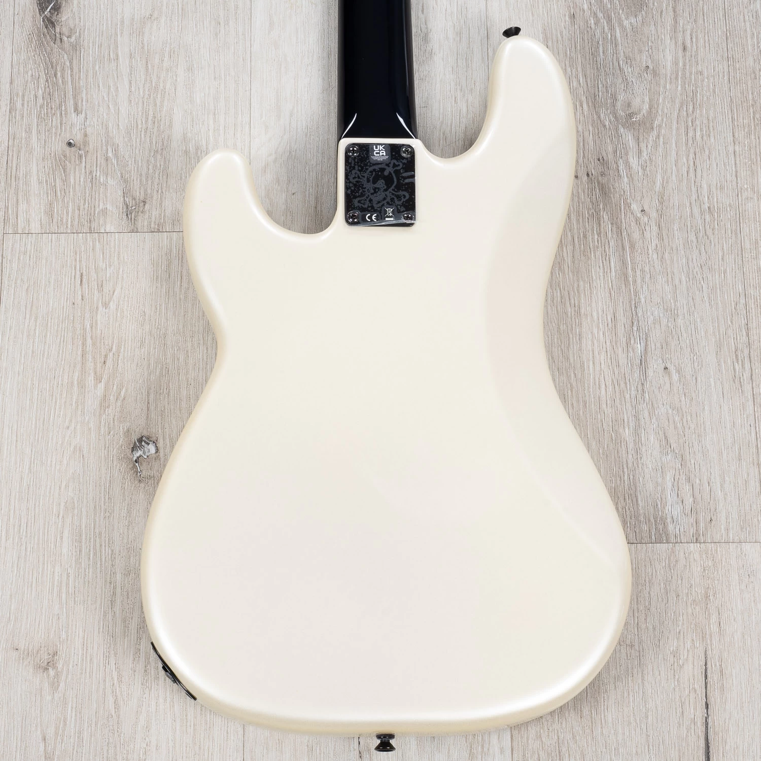 Fender Duff McKagan Deluxe Precision Bass, Rosewood Fingerboard, White Pearl 9 Fender Duff McKagan Deluxe Precision Bass, Rosewood Fingerboard, White Pearl - Image 7