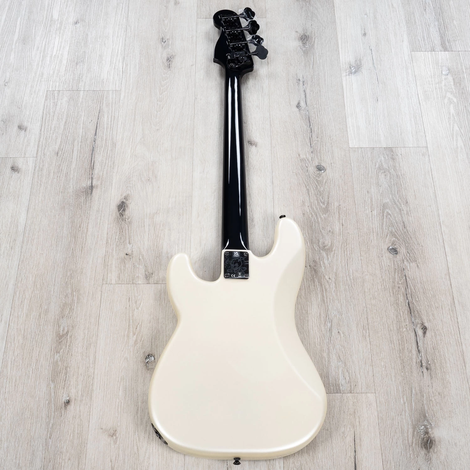 Fender Duff McKagan Deluxe Precision Bass, Rosewood Fingerboard, White Pearl 8 Fender Duff McKagan Deluxe Precision Bass, Rosewood Fingerboard, White Pearl - Image 6