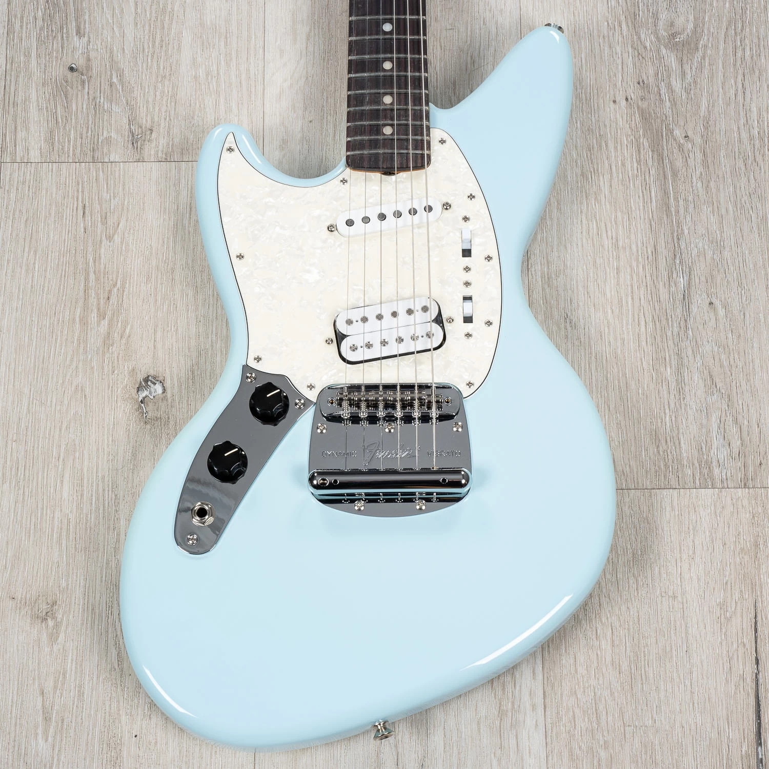 Fender Kurt Cobain Jag-Stang Left-Hand Guitar, Rosewood Fretboard, Sonic Blue 3 Fender Kurt Cobain Jag-Stang Left-Hand Guitar, Rosewood Fretboard, Sonic Blue
