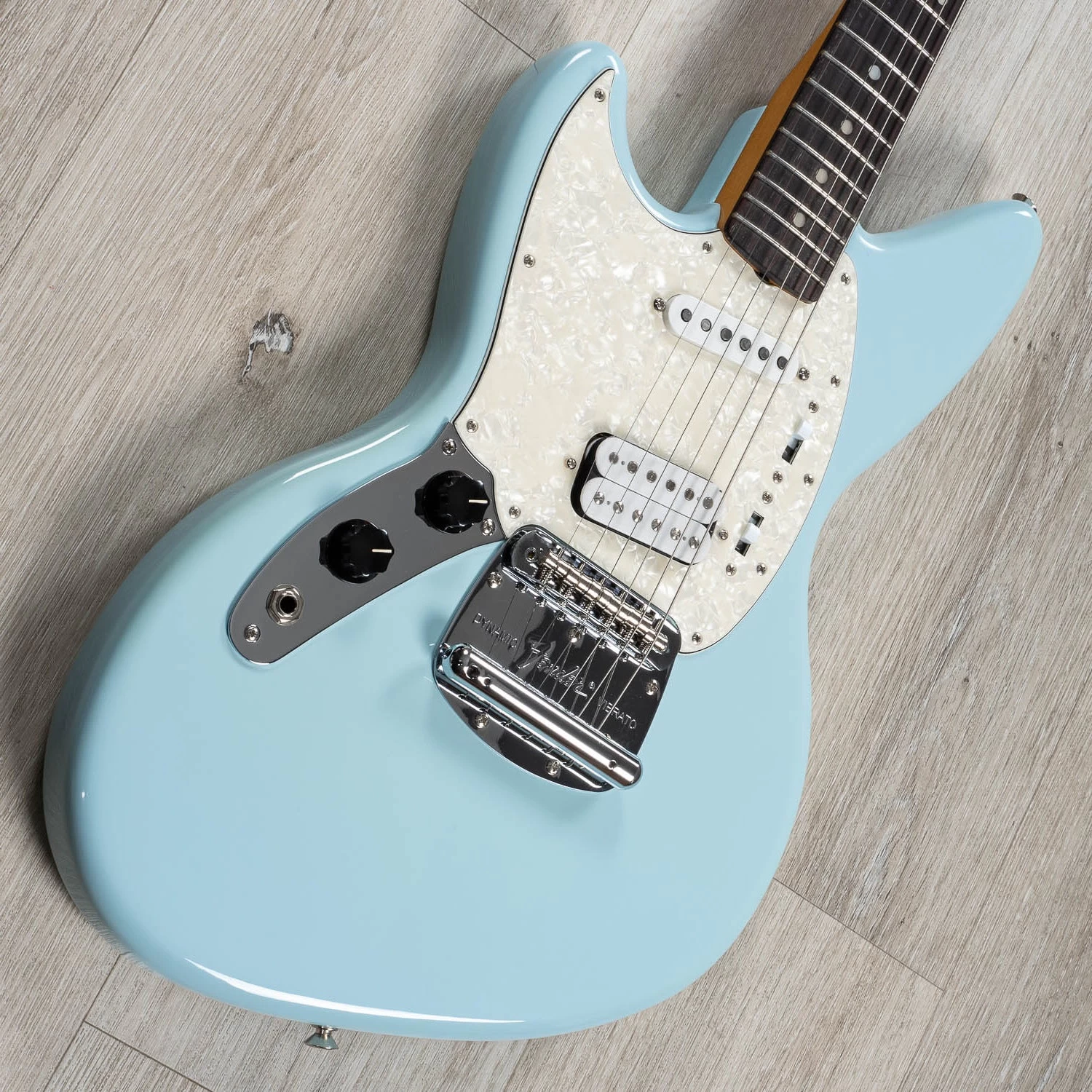 Fender Kurt Cobain Jag-Stang Left-Hand Guitar, Rosewood Fretboard, Sonic Blue 4 Fender Kurt Cobain Jag-Stang Left-Hand Guitar, Rosewood Fretboard, Sonic Blue - Image 2