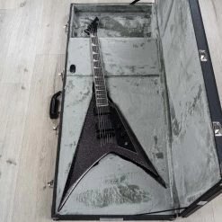 ESP LTD KH-V Kirk Hammett Signature Guitar, Ebony Fingerboard, Black Sparkle 22 ESP LTD KH-V Kirk Hammett Signature Guitar, Ebony Fingerboard, Black Sparkle -Musical Instrument Shop 20230320 dsc09072