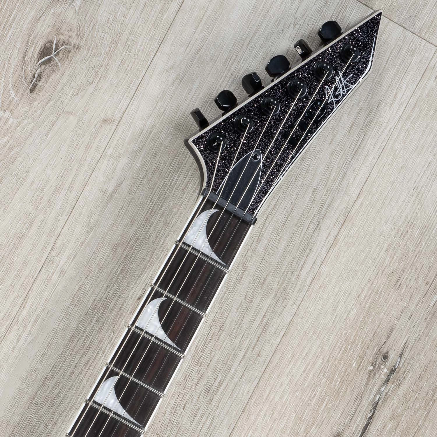 ESP LTD KH-V Kirk Hammett Signature Guitar, Ebony Fingerboard, Black Sparkle 10 ESP LTD KH-V Kirk Hammett Signature Guitar, Ebony Fingerboard, Black Sparkle - Image 8