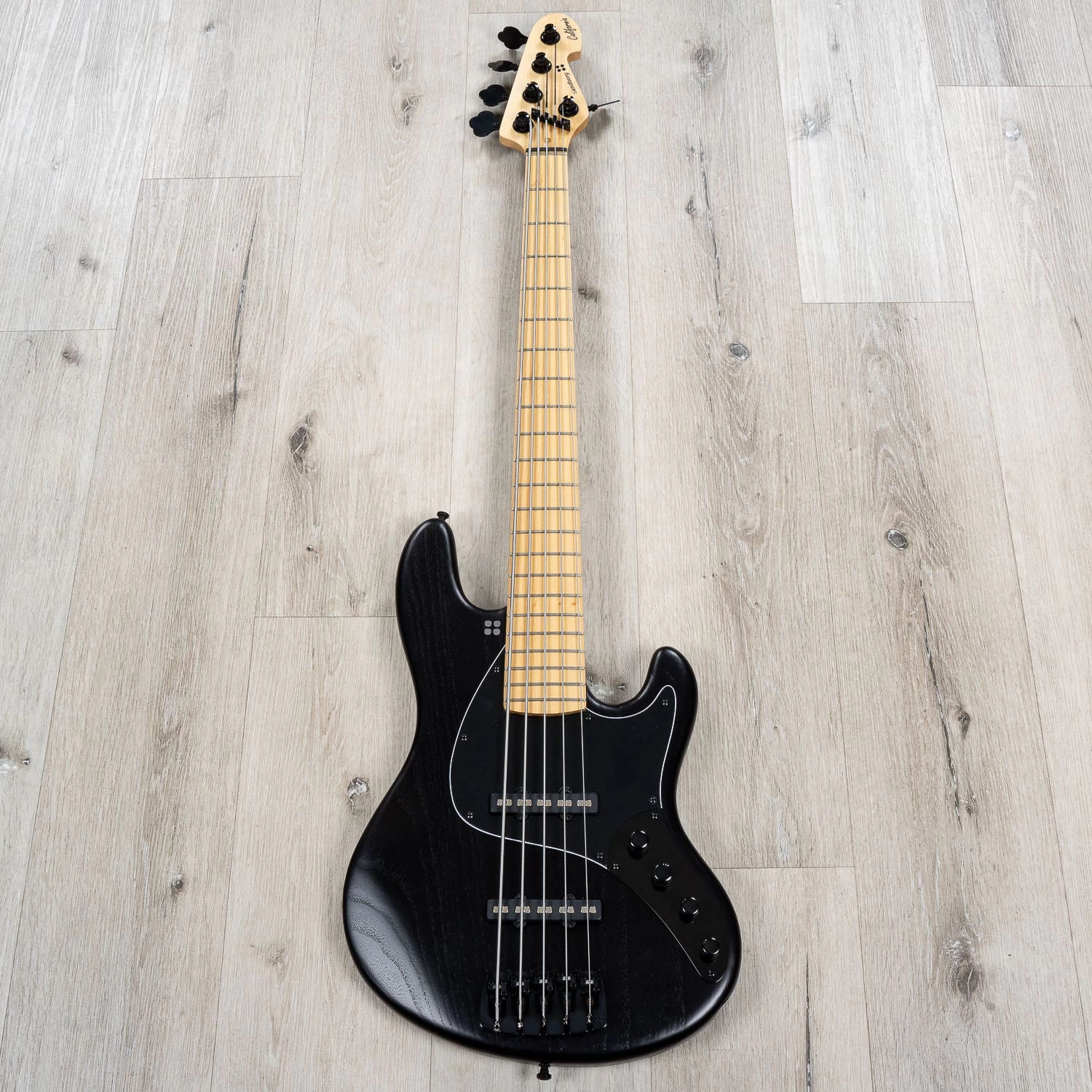Sandberg California TT-5 SL Super Light 5-String Bass, Maple Fretboard, Black Matt 5 Sandberg California TT-5 SL Super Light 5-String Bass, Maple Fretboard, Black Matt - Image 3