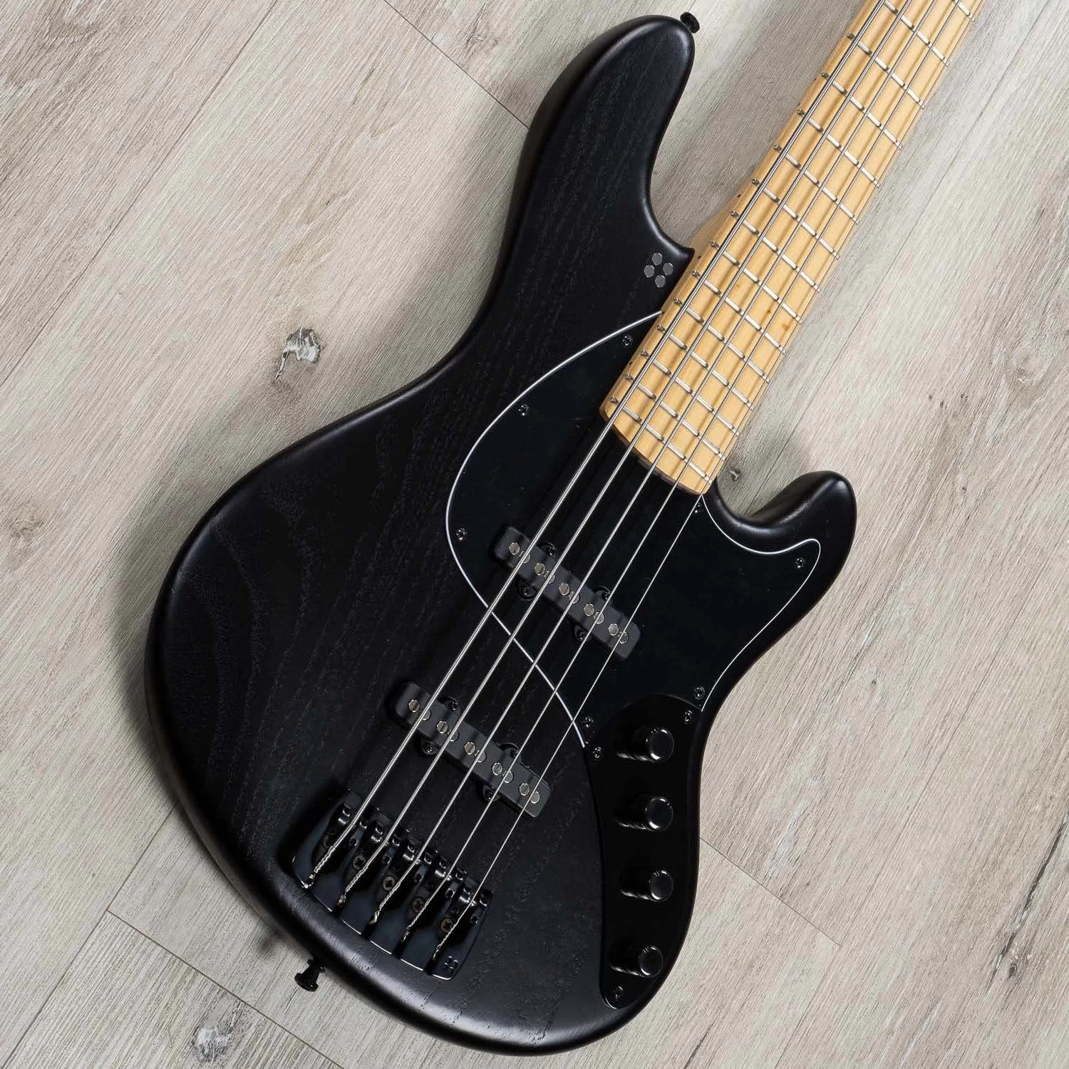 Sandberg California TT-5 SL Super Light 5-String Bass, Maple Fretboard, Black Matt 4 Sandberg California TT-5 SL Super Light 5-String Bass, Maple Fretboard, Black Matt - Image 2