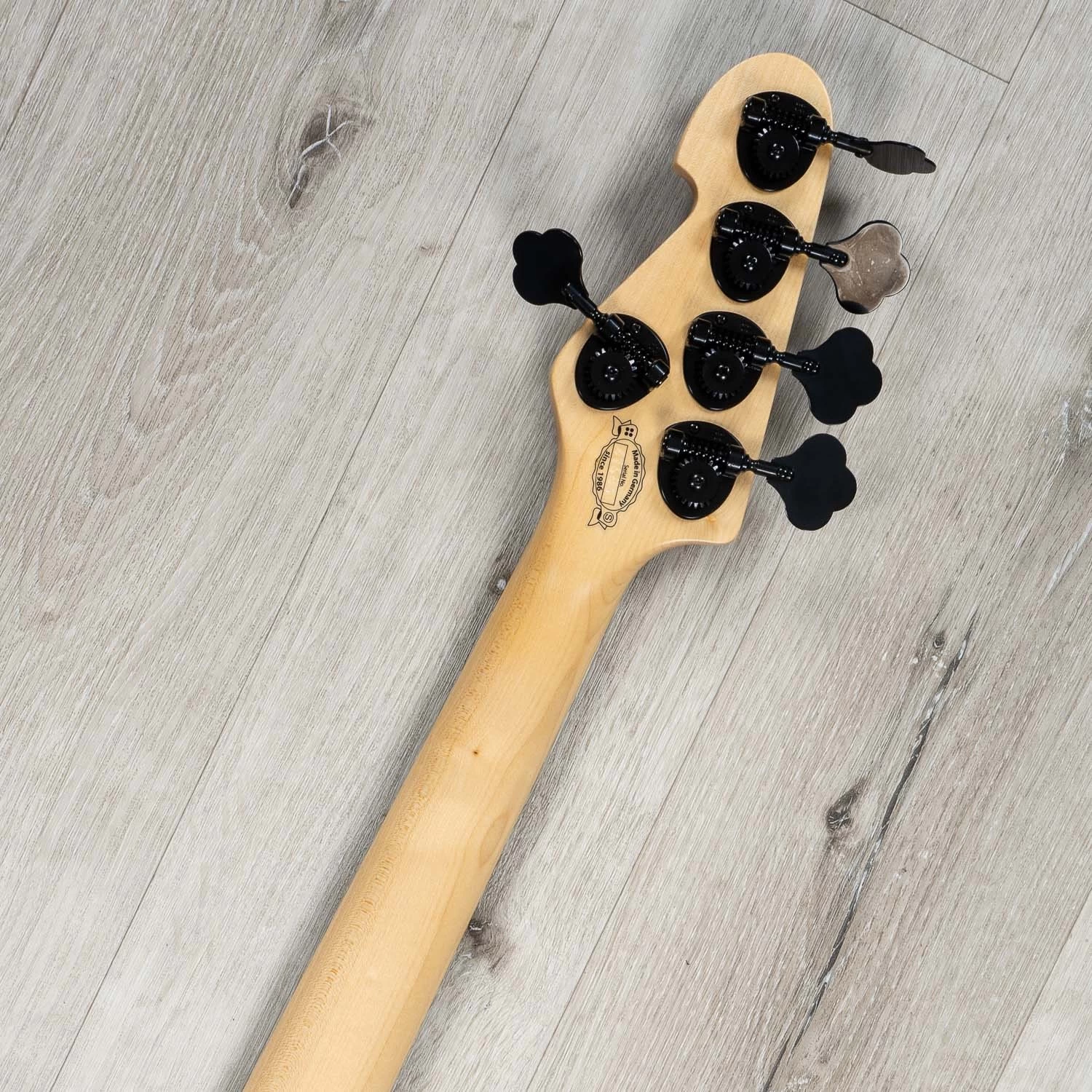 Sandberg California TT-5 SL Super Light 5-String Bass, Maple Fretboard, Black Matt 11 Sandberg California TT-5 SL Super Light 5-String Bass, Maple Fretboard, Black Matt - Image 9