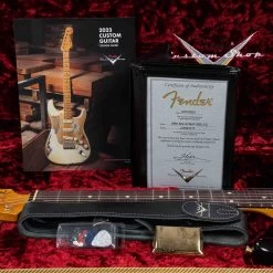 Fender Custom Shop Stevie Ray Vaughan Stratocaster Relic Guitar, Faded 3-Color Sunburst -Musical Instrument Shop 20230329 20230329 dsc02753 1