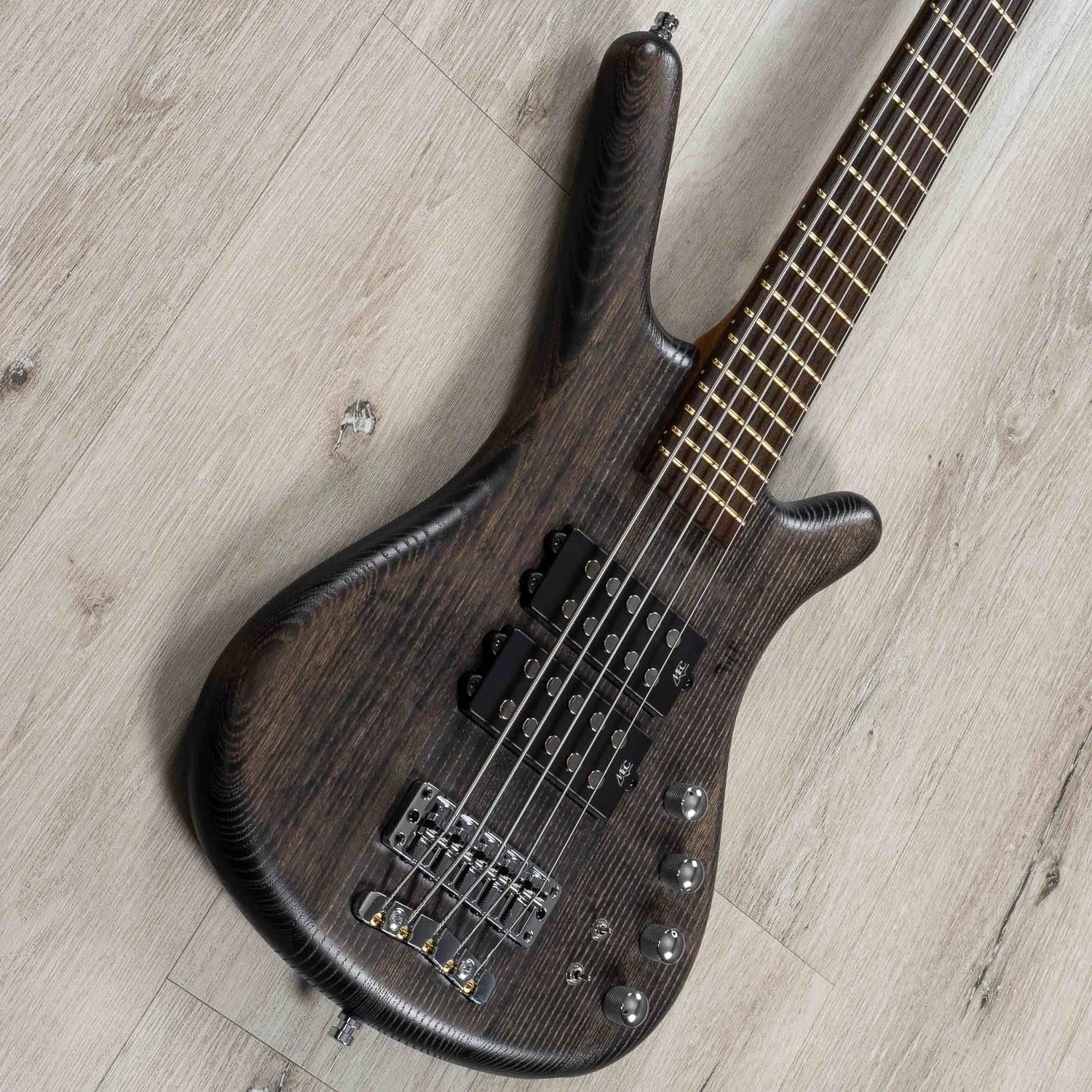 Warwick German Pro Series Corvette $$ 5-String Bass, Wenge, Nirvana Black 4 Warwick German Pro Series Corvette $$ 5-String Bass, Wenge, Nirvana Black - Image 2