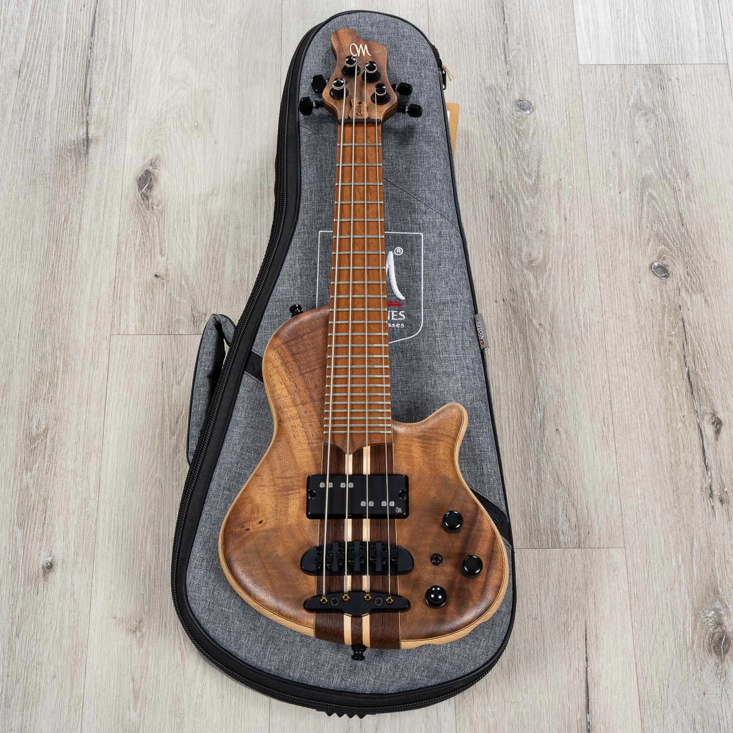 Mayones Cali 4 Short Scale Bass, 3A Birdseye Maple Fretboard, Walnut Top, Trans Natural Matt 12 Mayones Cali 4 Short Scale Bass, 3A Birdseye Maple Fretboard, Walnut Top, Trans Natural Matt - Image 10