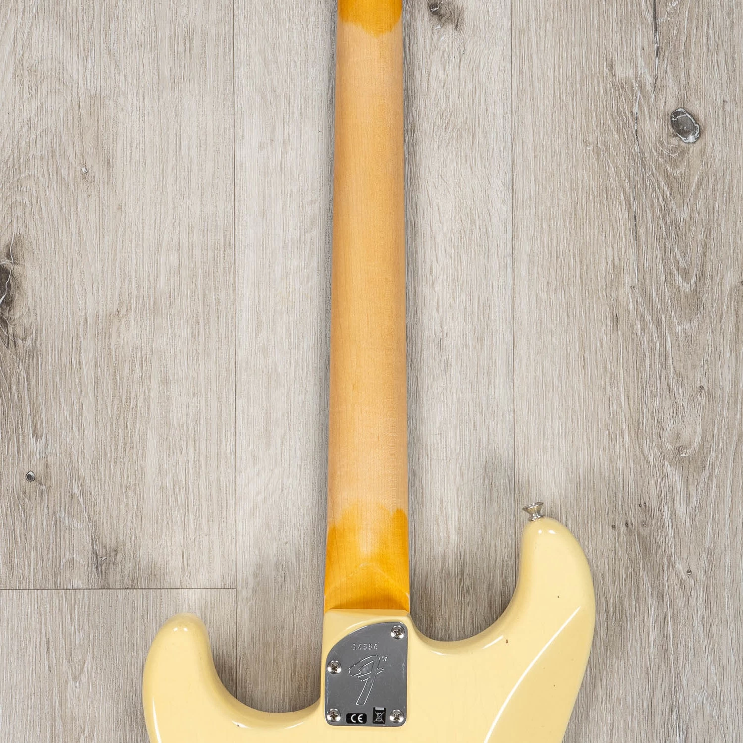 Fender Custom Shop Postmodern Stratocaster Journeyman Relic Guitar With Closet Classic Hardware, Rosewood Fingerboard, Aged Vintage White 8 Fender Custom Shop Postmodern Stratocaster Journeyman Relic Guitar With Closet Classic Hardware, Rosewood Fingerboard, Aged Vintage White - Image 6