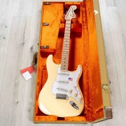 Fender Yngwie Malmsteen Stratocaster Guitar, Scalloped Maple Fretboard, Vintage White 23 Fender Yngwie Malmsteen Stratocaster Guitar, Scalloped Maple Fretboard, Vintage White -Musical Instrument Shop 20230524 20230524 dsc06305 1