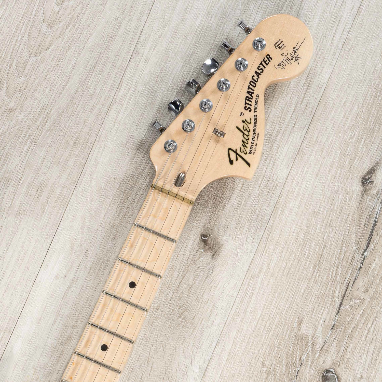 Fender Yngwie Malmsteen Stratocaster Guitar, Scalloped Maple Fretboard, Vintage White 10 Fender Yngwie Malmsteen Stratocaster Guitar, Scalloped Maple Fretboard, Vintage White - Image 8