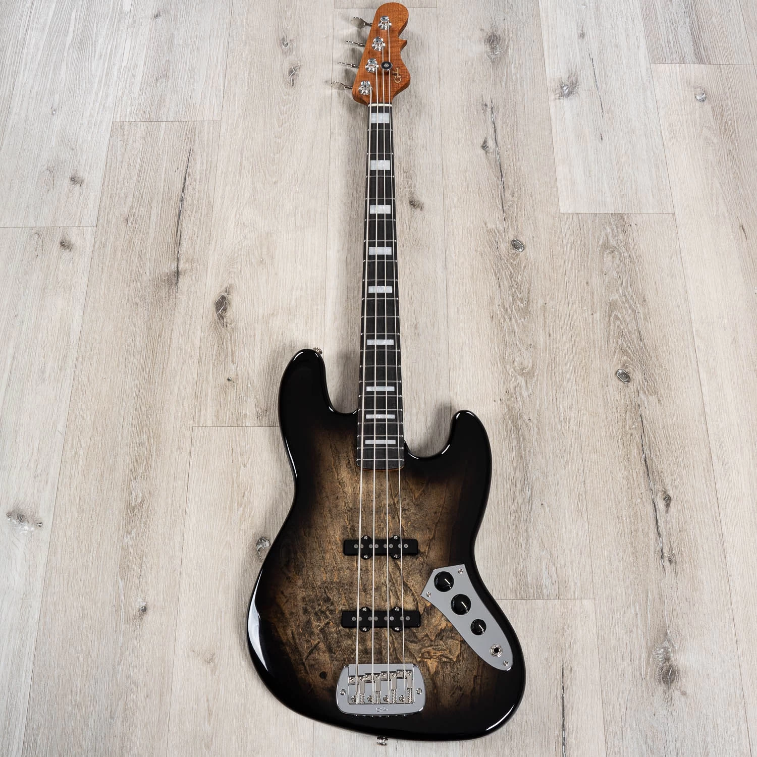 G&L USA Custom Shop JB Bass, Ebony Fretboard, 3A Roasted Flame Maple Neck, Swamp Ash, Blackburst 5 G&L USA Custom Shop JB Bass, Ebony Fretboard, 3A Roasted Flame Maple Neck, Swamp Ash, Blackburst - Image 3