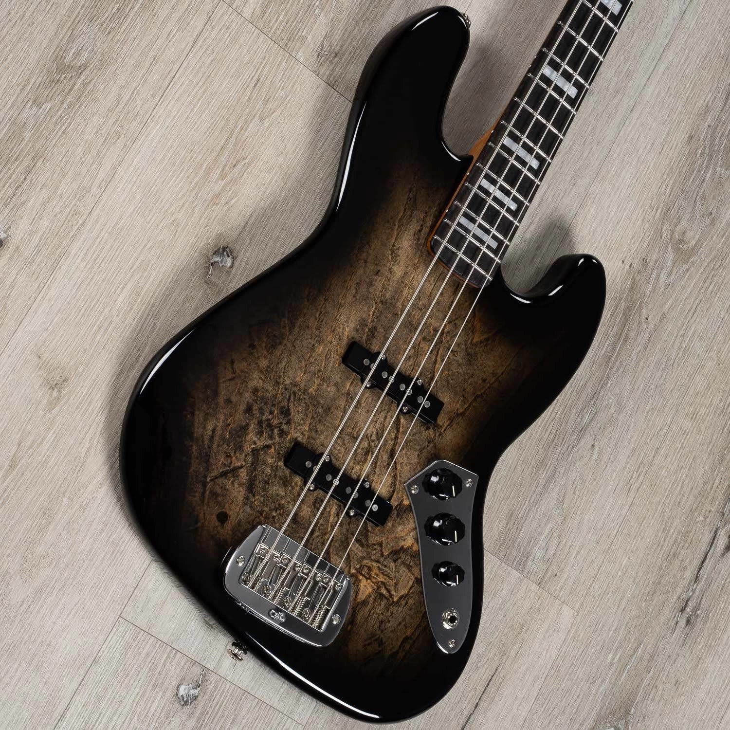 G&L USA Custom Shop JB Bass, Ebony Fretboard, 3A Roasted Flame Maple Neck, Swamp Ash, Blackburst 4 G&L USA Custom Shop JB Bass, Ebony Fretboard, 3A Roasted Flame Maple Neck, Swamp Ash, Blackburst - Image 2