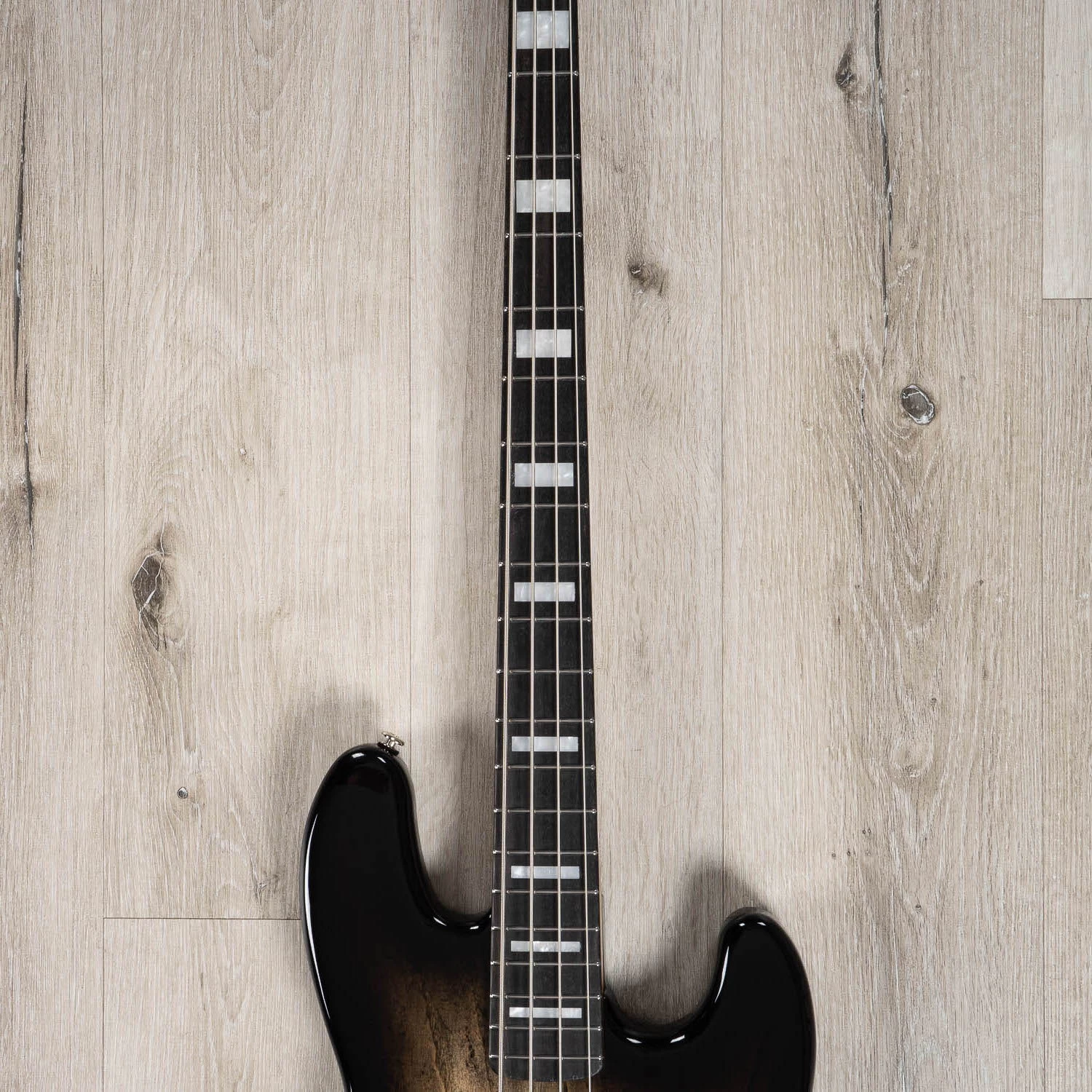 G&L USA Custom Shop JB Bass, Ebony Fretboard, 3A Roasted Flame Maple Neck, Swamp Ash, Blackburst 6 G&L USA Custom Shop JB Bass, Ebony Fretboard, 3A Roasted Flame Maple Neck, Swamp Ash, Blackburst - Image 4