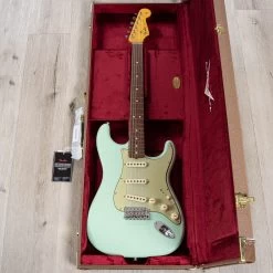 Fender Custom Shop 1963 Stratocaster Journeyman Relic Closet Classic Guitar, Surf Green -Musical Instrument Shop 20230717 dsc04009