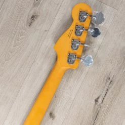 Fender American Ultra Precision Bass Guitar W/ Case, Maple Fingerboard, Arctic Pearl 21 Fender American Ultra Precision Bass Guitar W/ Case, Maple Fingerboard, Arctic Pearl -Musical Instrument Shop 20230721 dsc09732