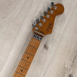 EVH Frankie Relic Series Guitar, Maple Fretboard, Relic White -Musical Instrument Shop 20230721 dsc09884