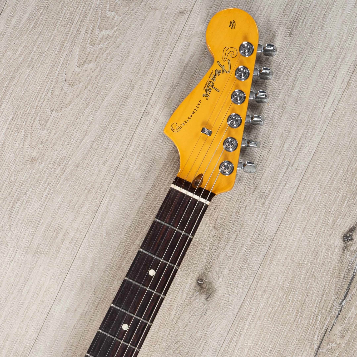 Fender American Professional II Jazzmaster Left-Hand Guitar, Rosewood Fingerboard, 3-Color Sunburst 10 Fender American Professional II Jazzmaster Left-Hand Guitar, Rosewood Fingerboard, 3-Color Sunburst - Image 8