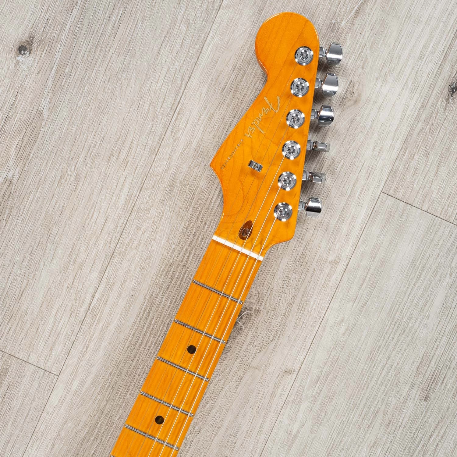 Fender American Ultra Stratocaster Left-Hand Guitar, Maple Fretboard, Texas Tea 9 Fender American Ultra Stratocaster Left-Hand Guitar, Maple Fretboard, Texas Tea - Image 7