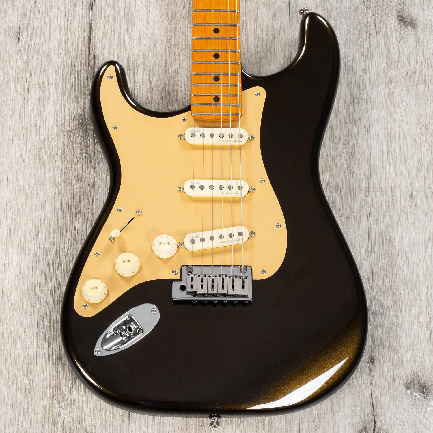 Fender American Ultra Stratocaster Left-Hand Guitar, Maple Fretboard, Texas Tea 3 Fender American Ultra Stratocaster Left-Hand Guitar, Maple Fretboard, Texas Tea
