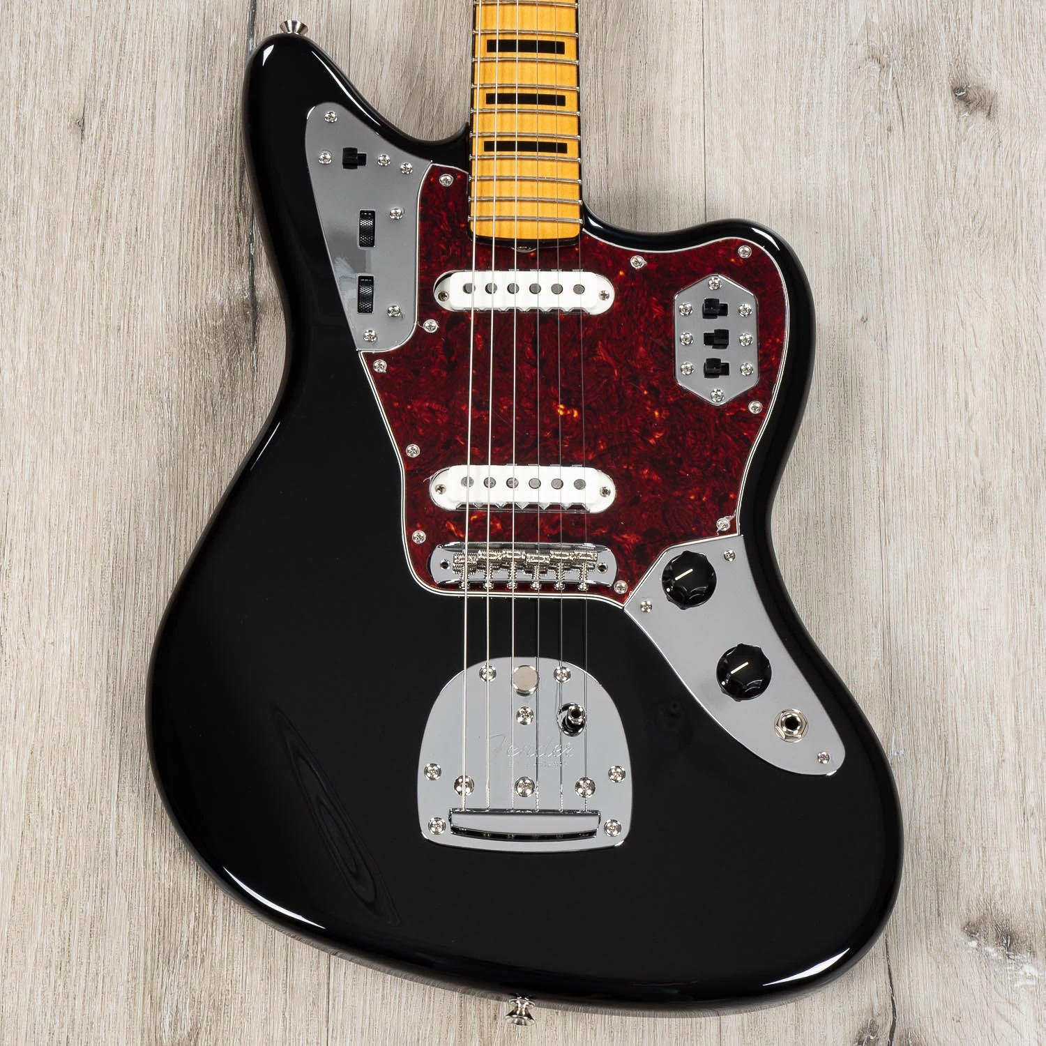 Fender Vintera II 70s Jaguar Guitar, Maple Fingerboard, Black 3 Fender Vintera II 70s Jaguar Guitar, Maple Fingerboard, Black
