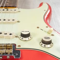 Fender Custom Shop Michael Landau 1963 Signature Stratocaster Guitar, Fiesta Red Over 3-Color Sunburst -Musical Instrument Shop 20231019 dsc01031