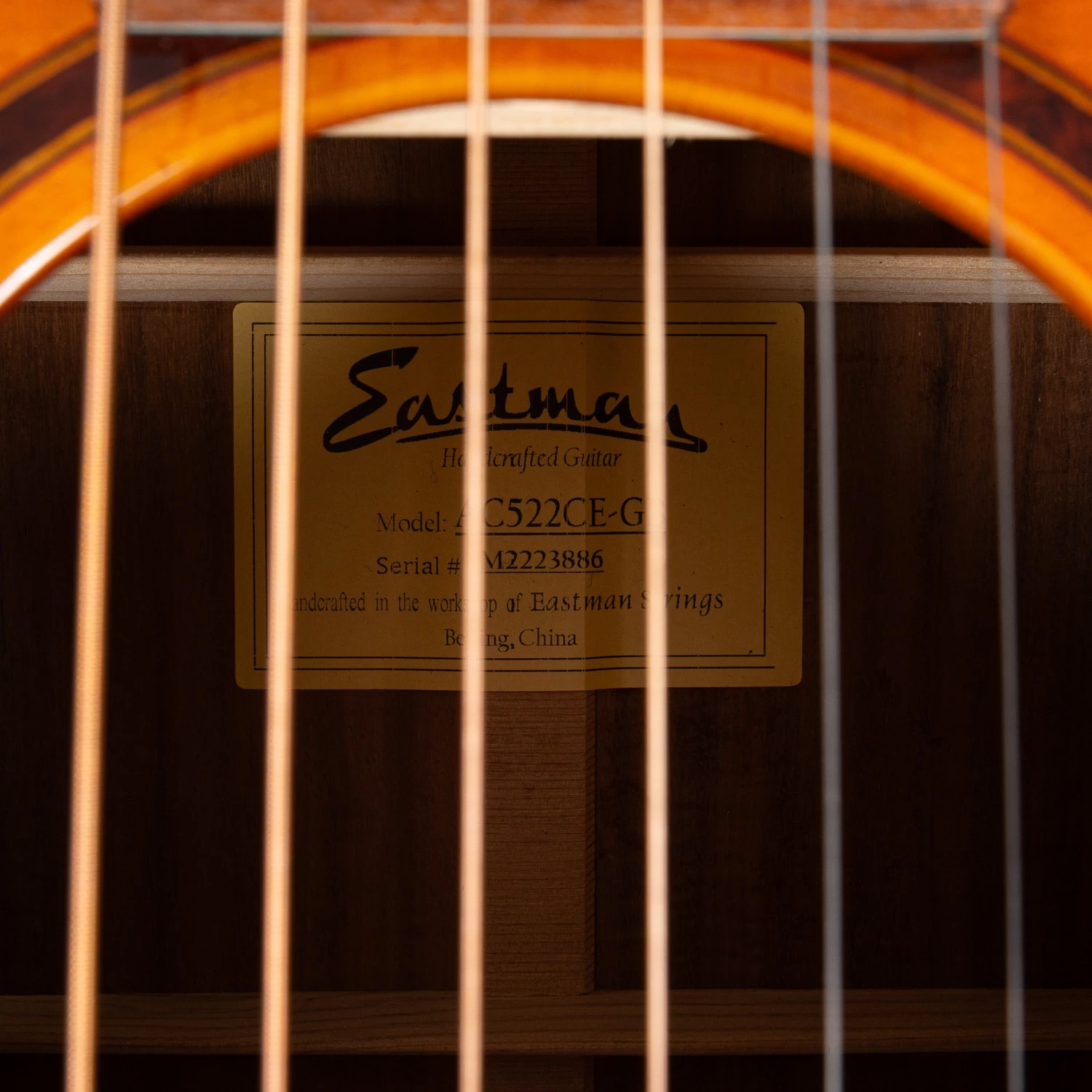 Eastman AC522CE Acoustic Electric Guitar, Ebony Fretboard, Sunburst 10 Eastman AC522CE Acoustic Electric Guitar, Ebony Fretboard, Sunburst - Image 8