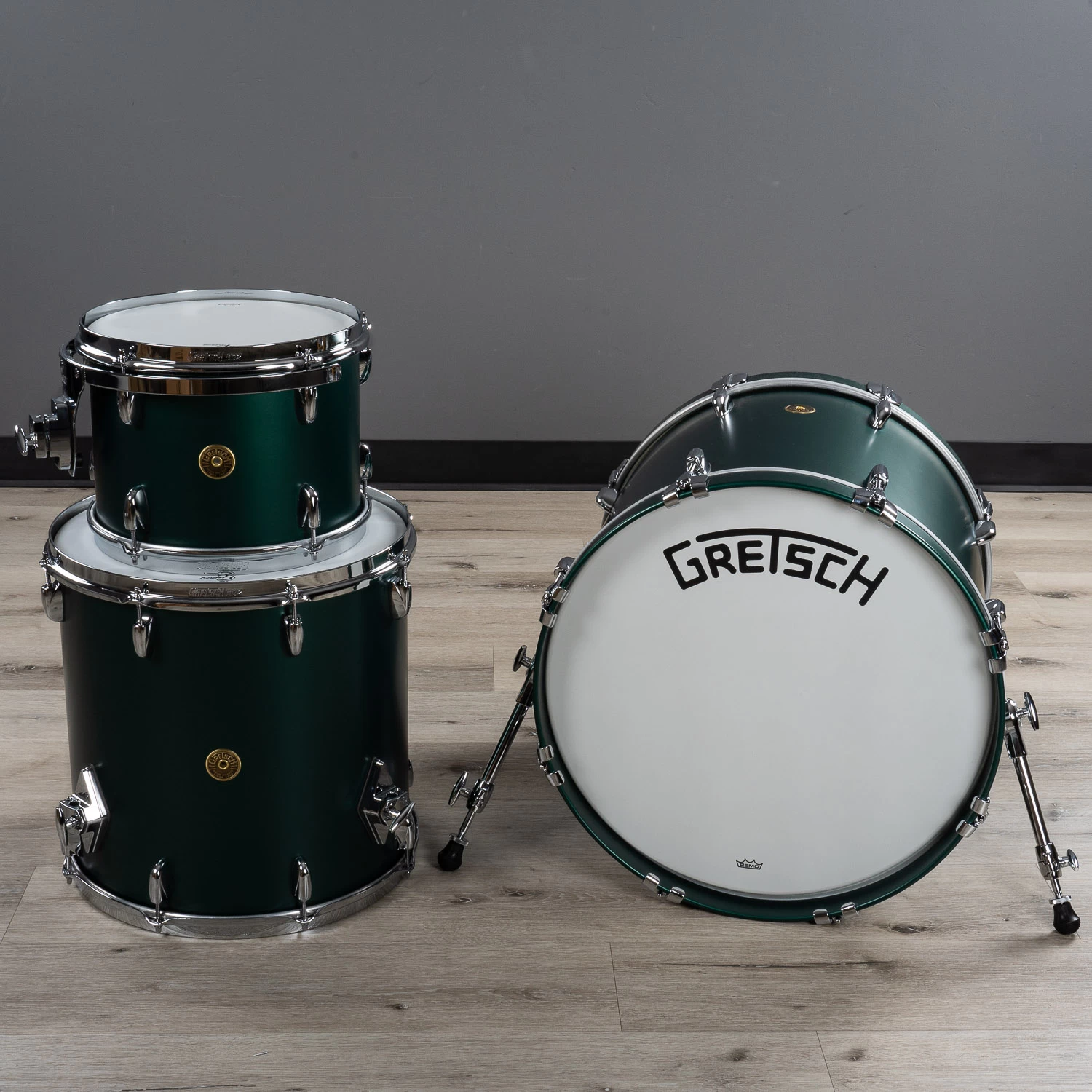 Gretsch Drums USA Broadkaster Series 3-Piece Drum Kit Shell Pack, Satin Cadillac Green 3 Gretsch Drums USA Broadkaster Series 3-Piece Drum Kit Shell Pack, Satin Cadillac Green