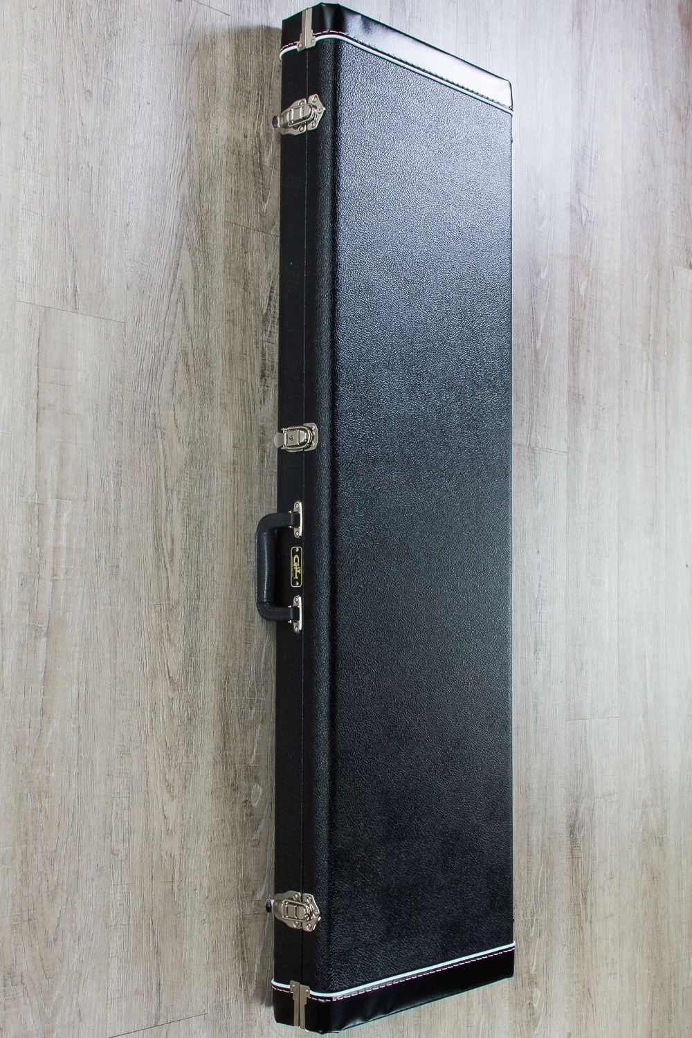 G&L USA Kiloton Bass, Alpine White, Maple Fretboard 10 G&L USA Kiloton Bass, Alpine White, Maple Fretboard - Image 8