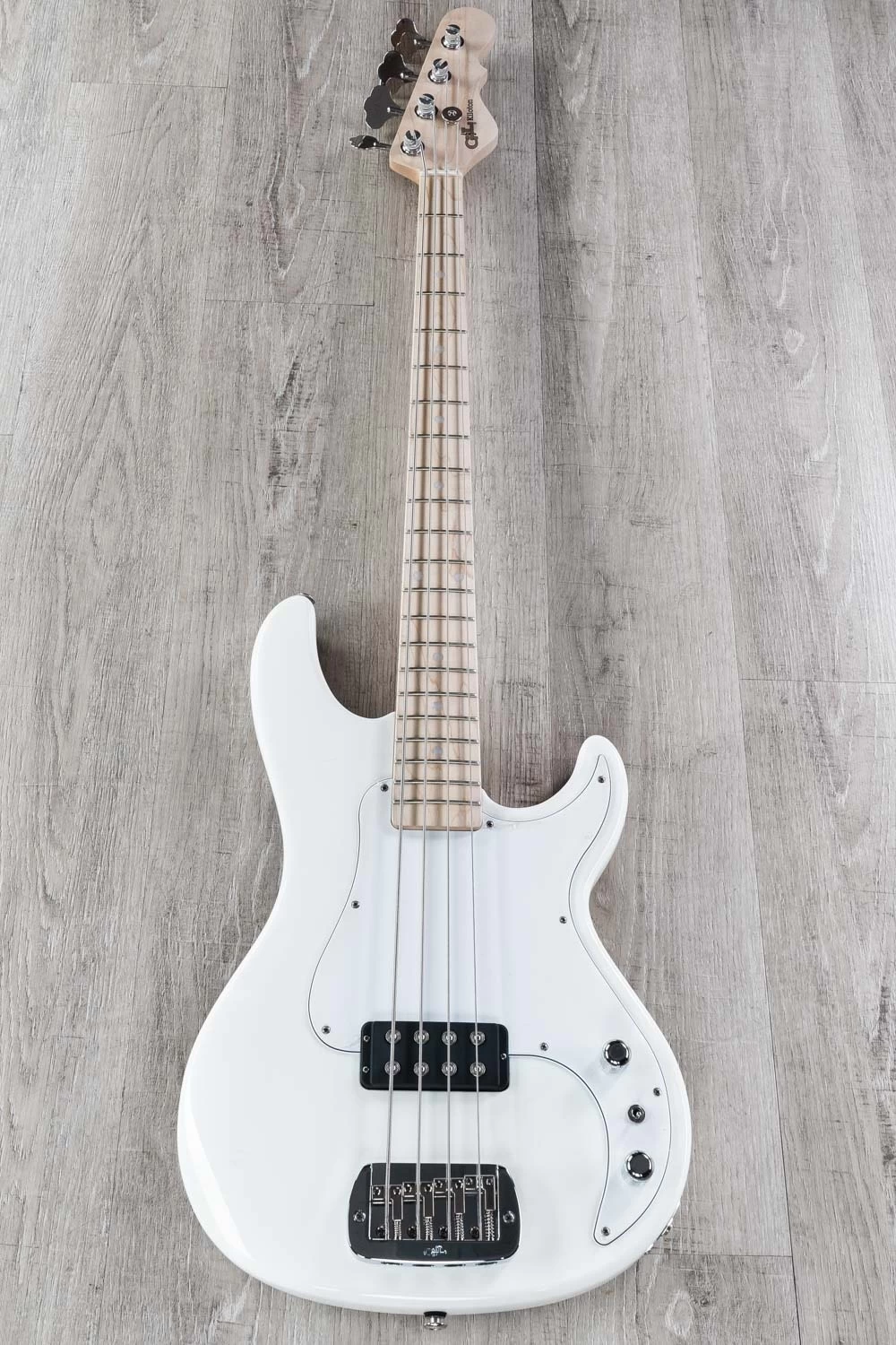G&L USA Kiloton Bass, Alpine White, Maple Fretboard 4 G&L USA Kiloton Bass, Alpine White, Maple Fretboard - Image 2
