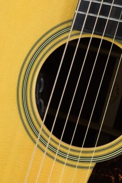 Martin Retro Series HD-28E Acoustic-Electric Guitar, Dreadnought, Rosewood Body -Musical Instrument Shop dsc08529