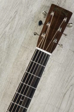 Martin Retro Series HD-28E Acoustic-Electric Guitar, Dreadnought, Rosewood Body -Musical Instrument Shop dsc08531