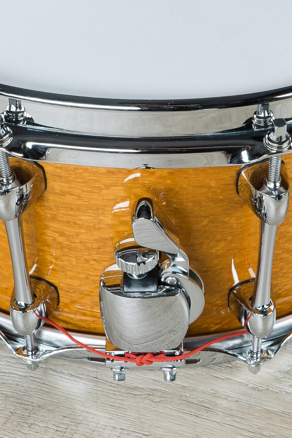 Sakae Silky Oak And Beech 14in X 6.5in Snare Drum 2017 Transparent Amber 6 Sakae Silky Oak And Beech 14in X 6.5in Snare Drum 2017 Transparent Amber - Image 4