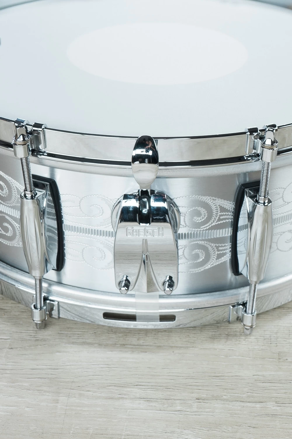 Gretsch 135th Anniversary Aluminum Snare Drum With Carry Bag - 5"x14" (S/N: A135-1042) 8 Gretsch 135th Anniversary Aluminum Snare Drum With Carry Bag - 5"x14" (S/N: A135-1042) - Image 6