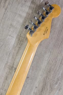 Fender Kurt Cobain Jaguar, Left Handed, 3 Color Sunburst, Hardshell Case -Musical Instrument Shop img 9629 2